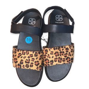 Daisy Fuentes cheetah print platform sandals